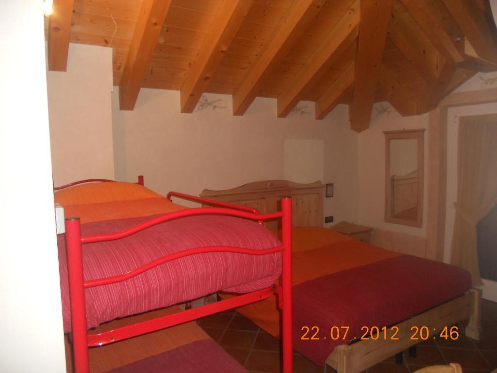 Garni La Genziana Bed & Breakfast Temù Rom bilde